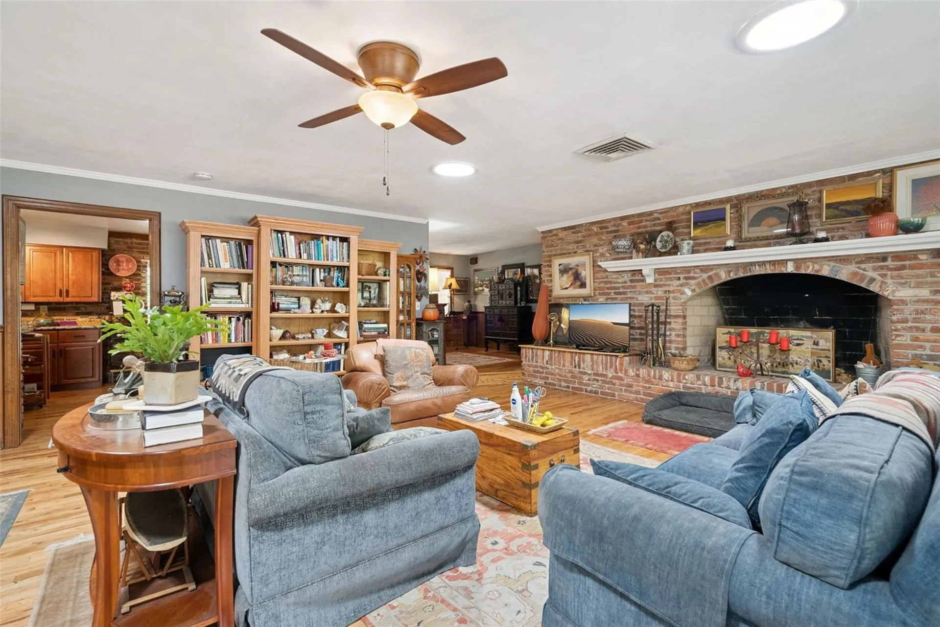 295 Frances Circle Altamonte Springs FL 32701