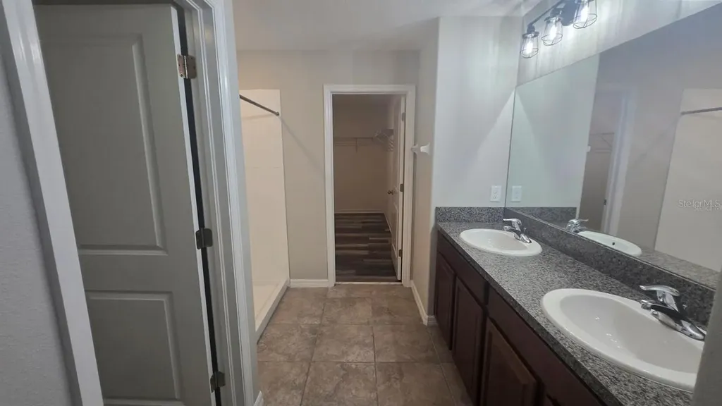 9613 Sage Creek Drive Sun City Center FL 33573