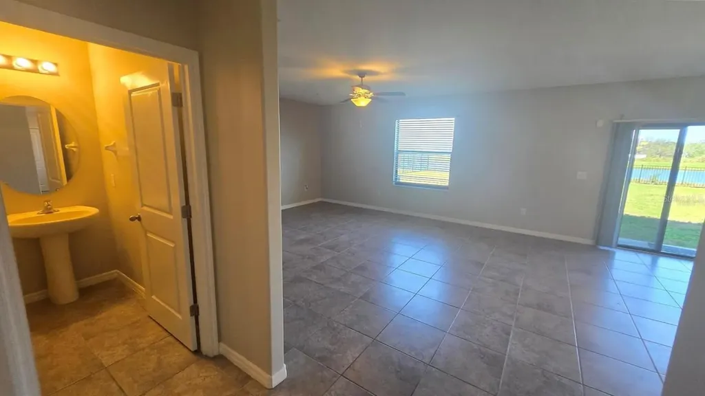 9613 Sage Creek Drive Sun City Center FL 33573