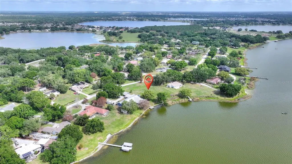 Lake Avenue Winter Haven FL 33880