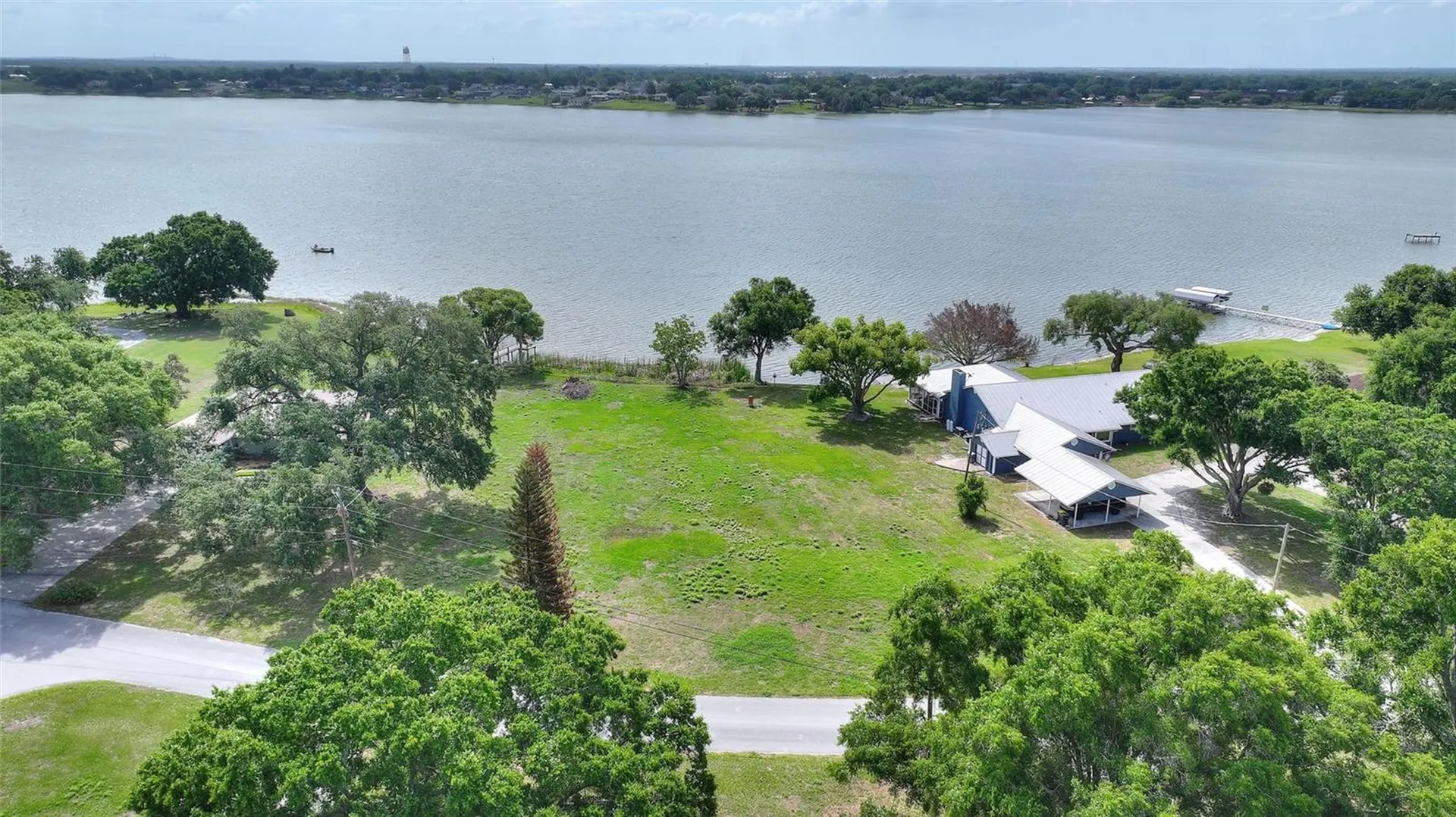 Lake Avenue Winter Haven FL 33880