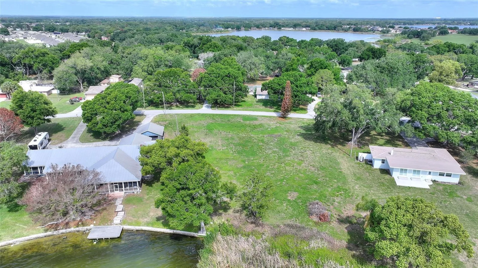 Lake Avenue Winter Haven FL 33880