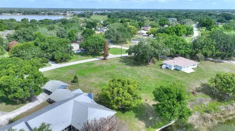 Lake Avenue Winter Haven FL 33880