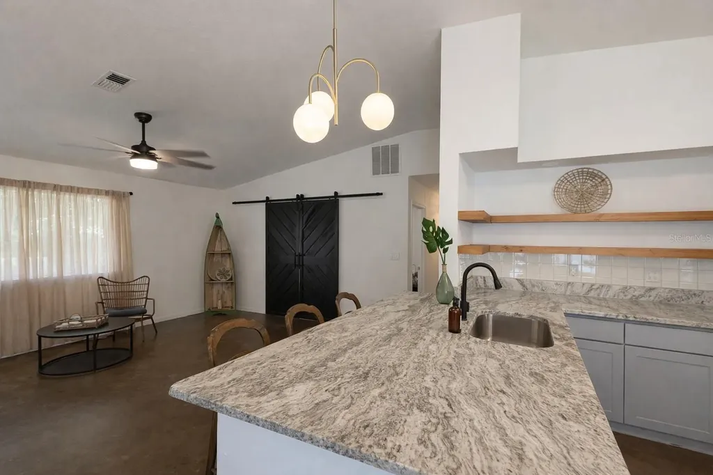 4100 N Eagle Nest Point Crystal River FL 34428