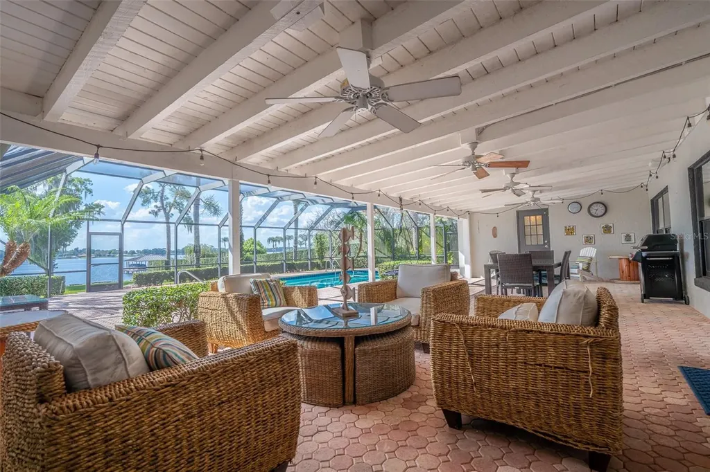573 Holmes Avenue Lake Placid FL 33852
