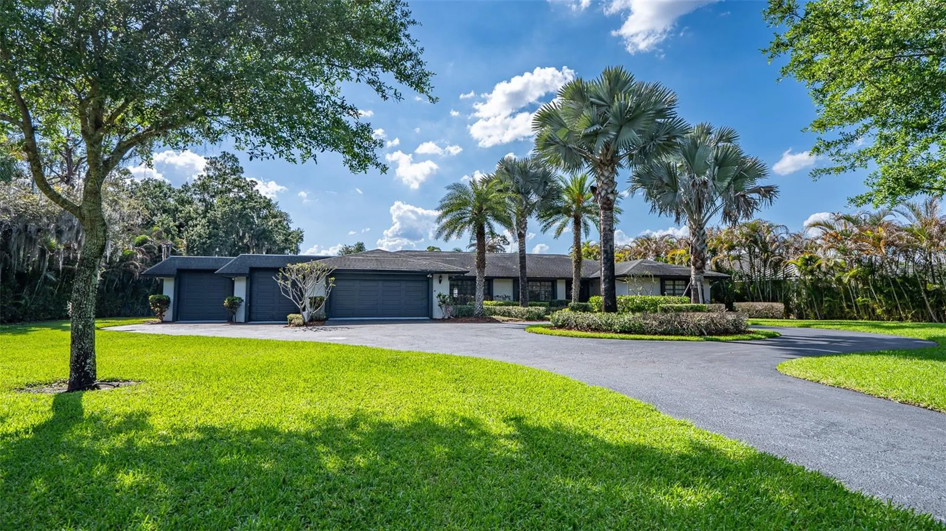 573 Holmes Avenue Lake Placid FL 33852