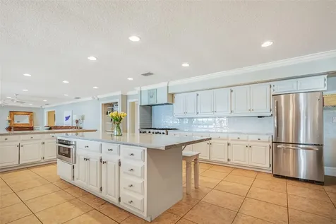 573 Holmes Avenue Lake Placid FL 33852