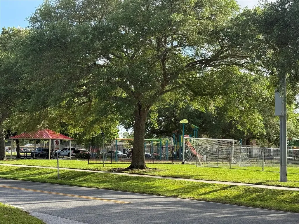 644 Indiana Street Orlando FL 32805