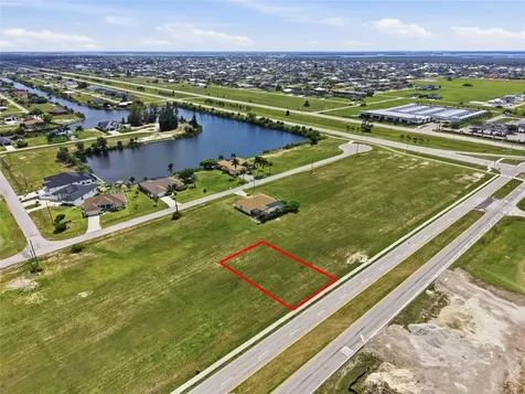 3008 Tropicana Parkway W Cape Coral FL 33993