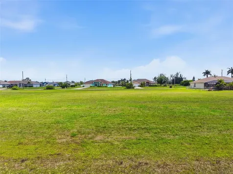 3008 Tropicana Parkway W Cape Coral FL 33993