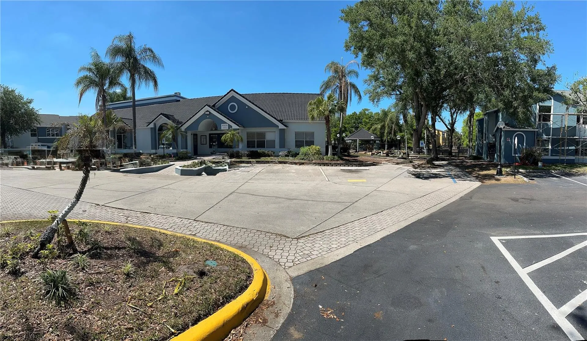 5761 Gatlin Avenue Orlando FL 32822
