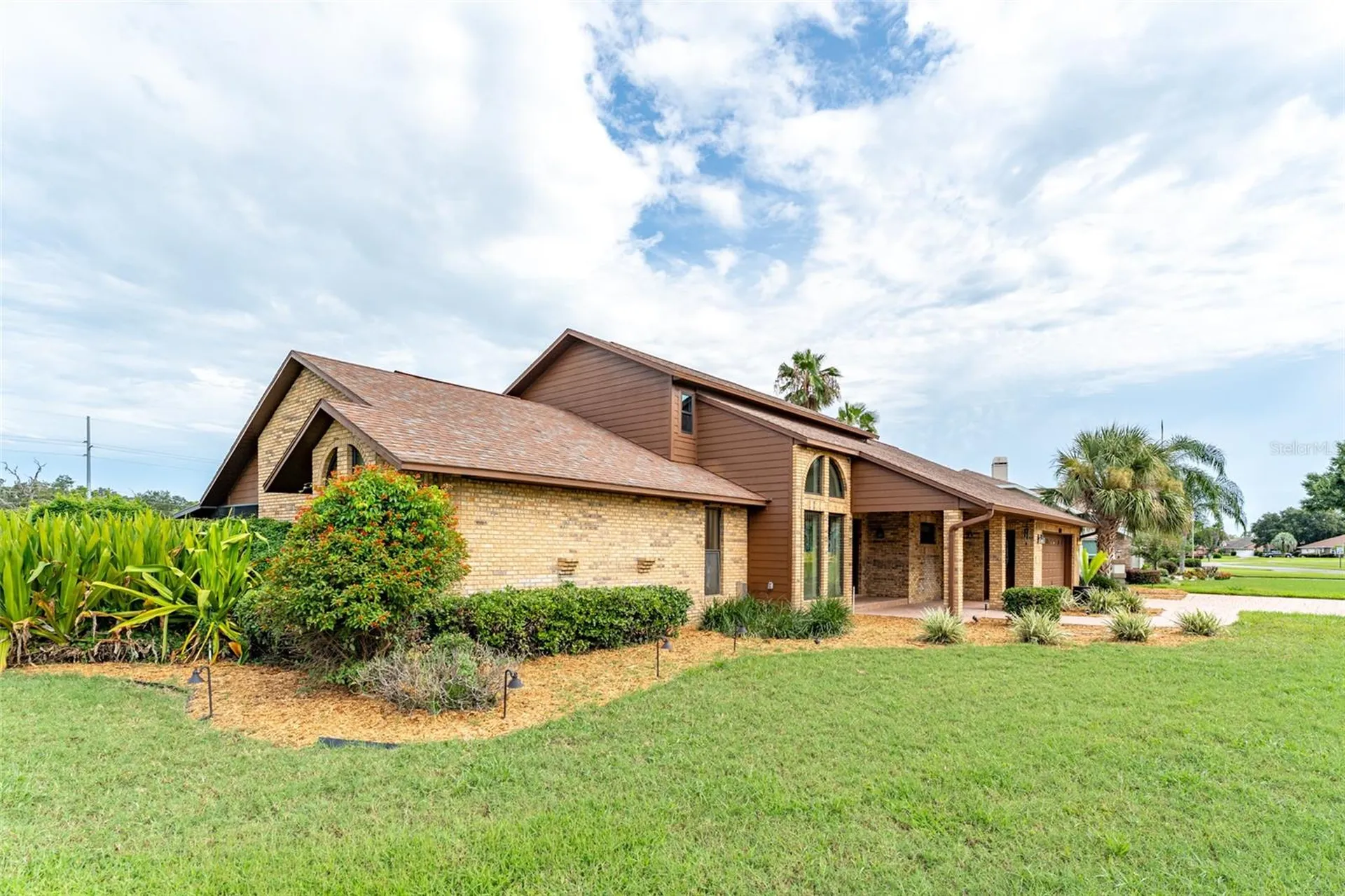 6151 Silver Oaks Drive Zephyrhills FL 33542