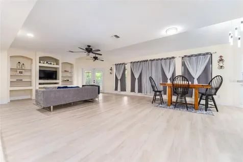 6151 Silver Oaks Drive Zephyrhills FL 33542