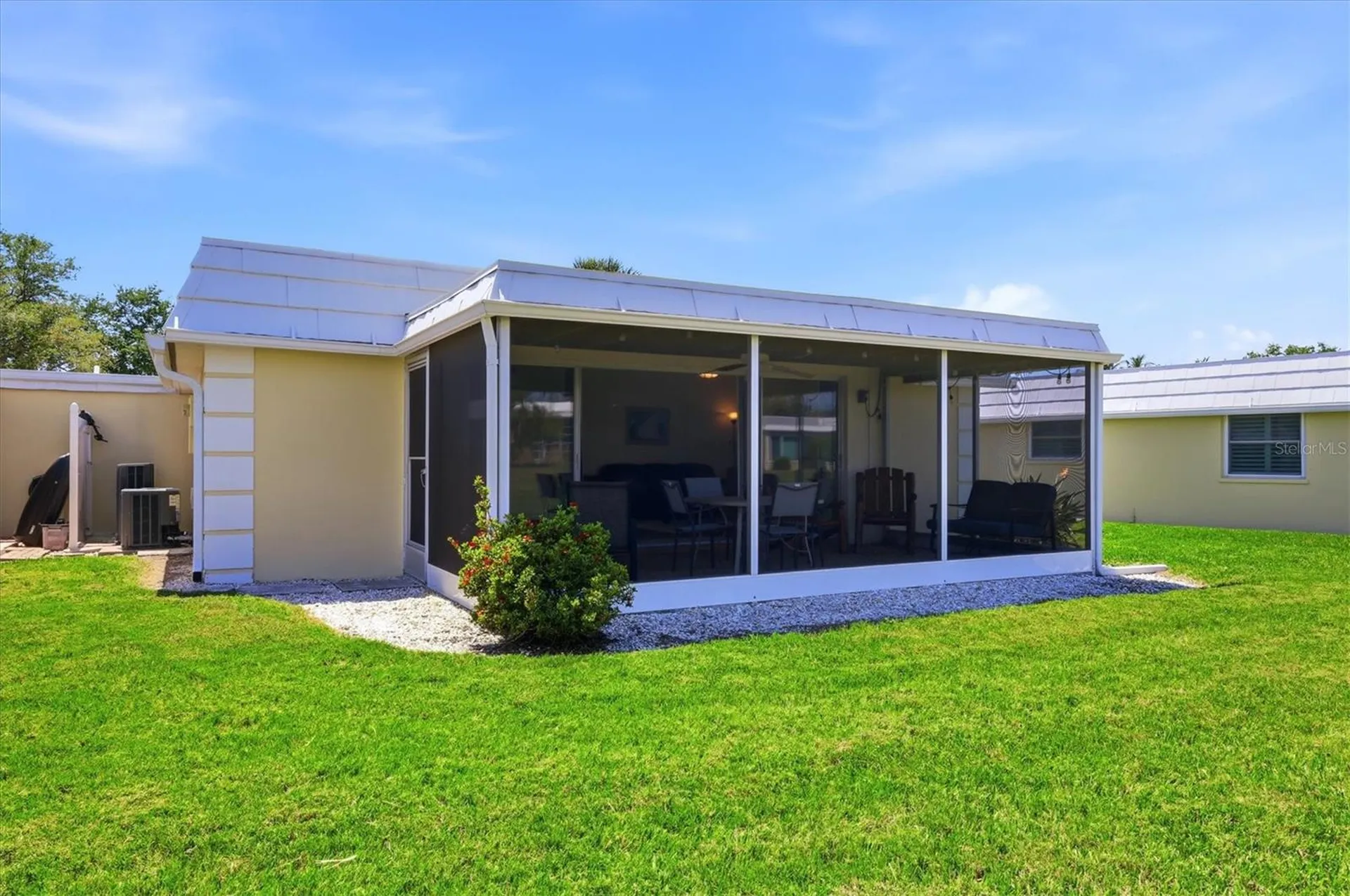 5887 Tidewood Avenue Sarasota FL 34231