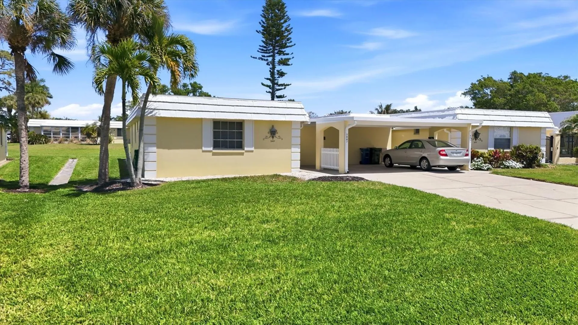 5887 Tidewood Avenue Sarasota FL 34231