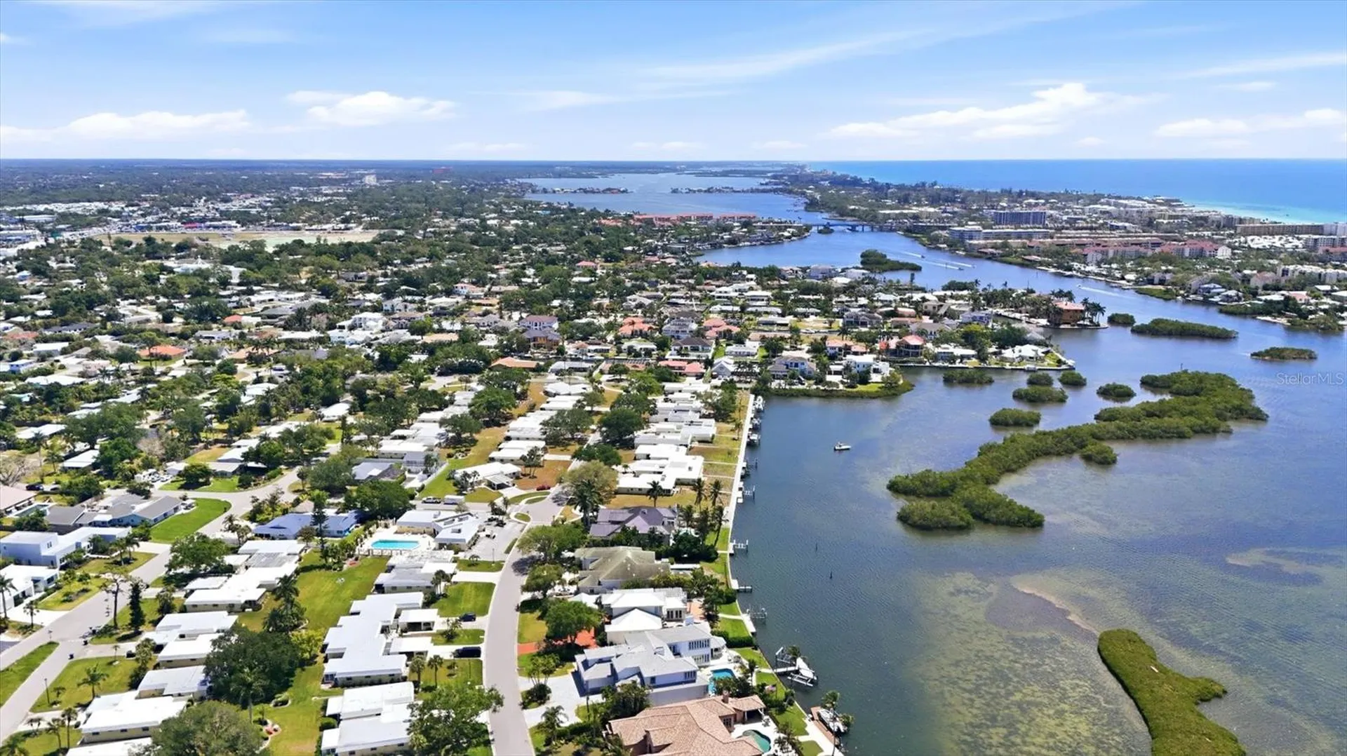5887 Tidewood Avenue Sarasota FL 34231