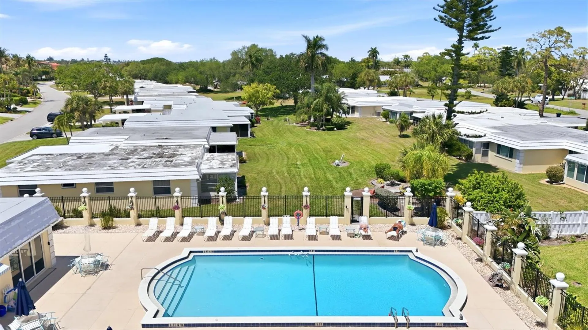 5887 Tidewood Avenue Sarasota FL 34231