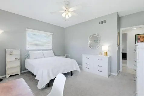 5887 Tidewood Avenue Sarasota FL 34231