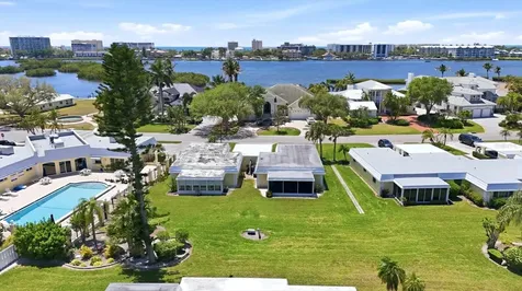5887 Tidewood Avenue Sarasota FL 34231