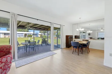 5887 Tidewood Avenue Sarasota FL 34231