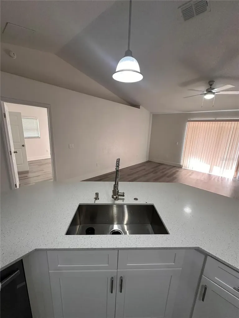 40 Willow Run Ocala FL 34472