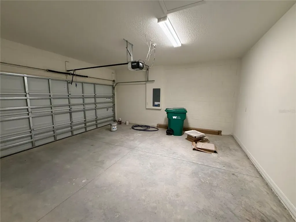 8589 Pinecrest Trail Wildwood FL 34785