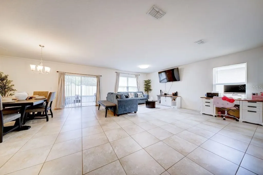 6151 Northwest Regent Street Port St Lucie FL 34983