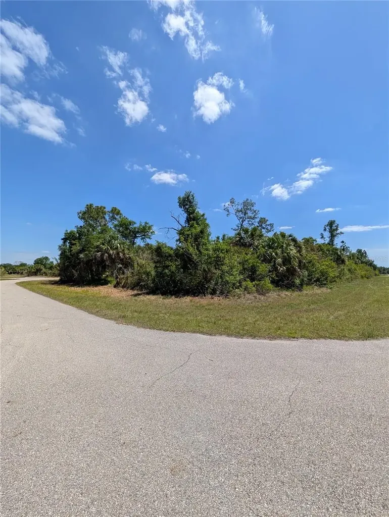 2515 Colony Circle North Port FL 34288