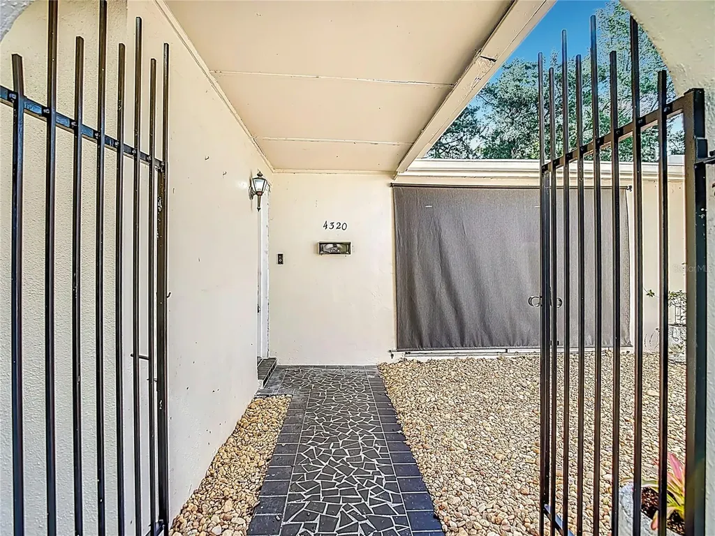 4320 Newbury Drive New Port Richey FL 34652