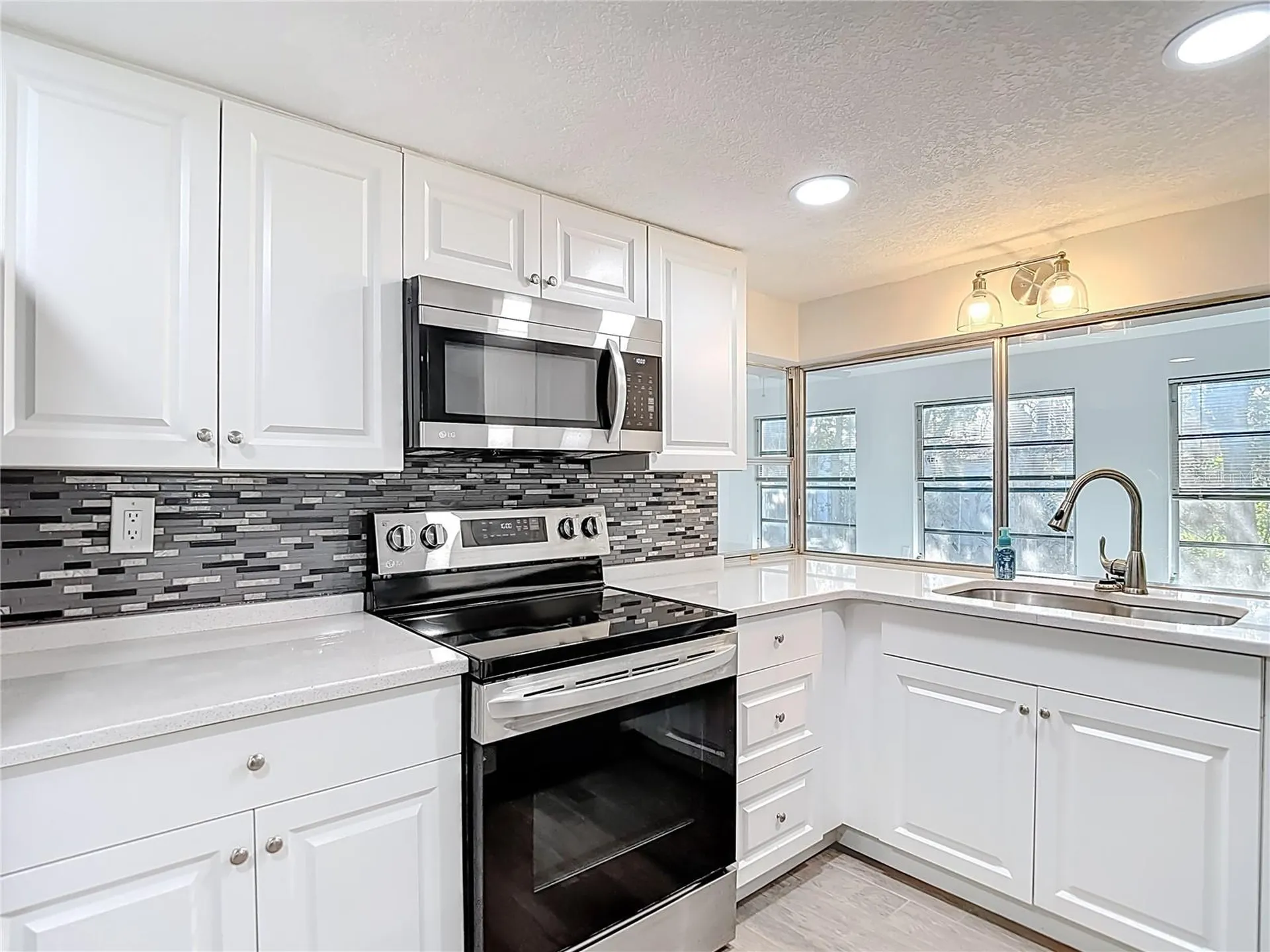4320 Newbury Drive New Port Richey FL 34652