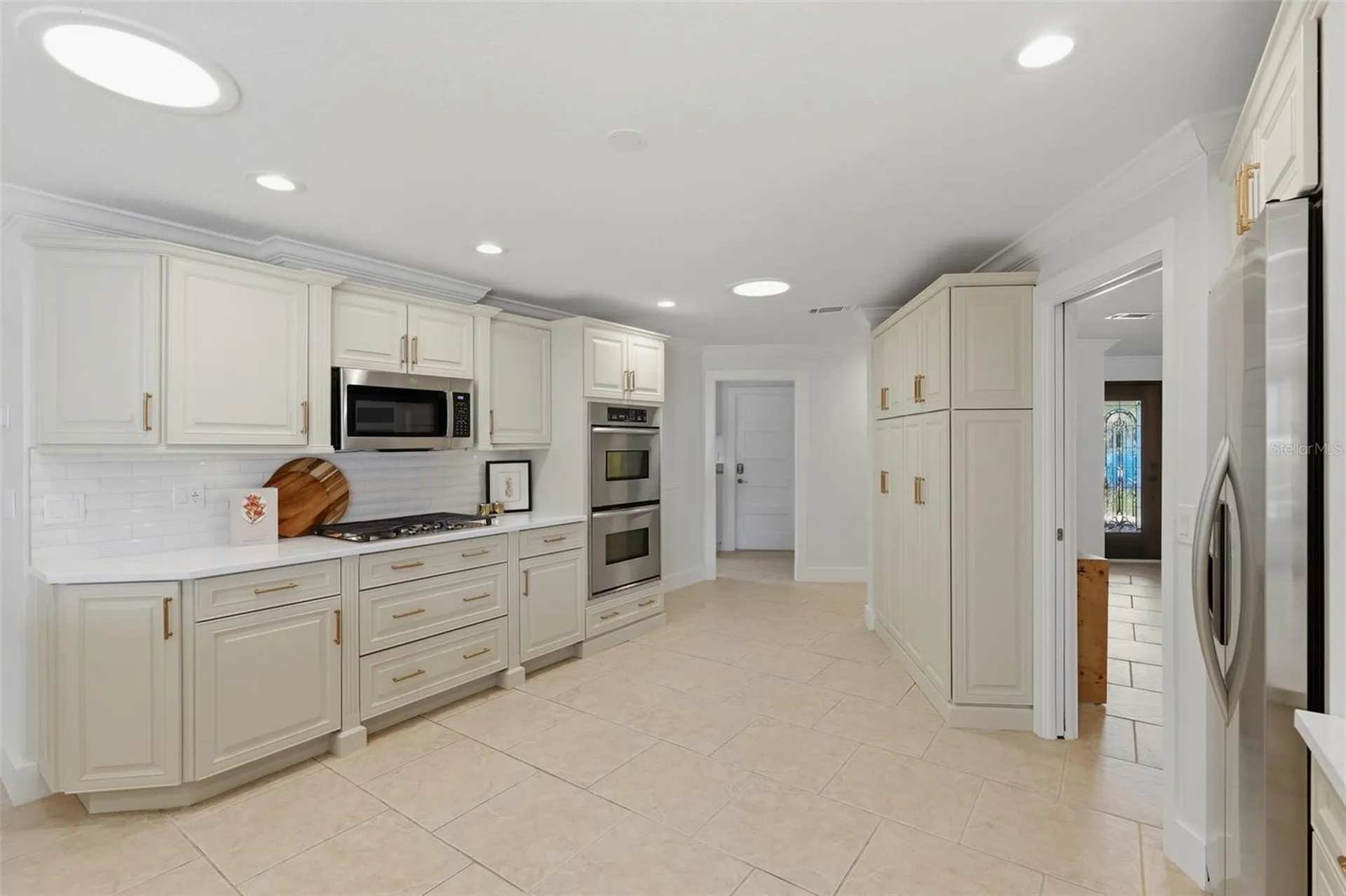 2080 Hawaii Avenue NE St Petersburg FL 33703