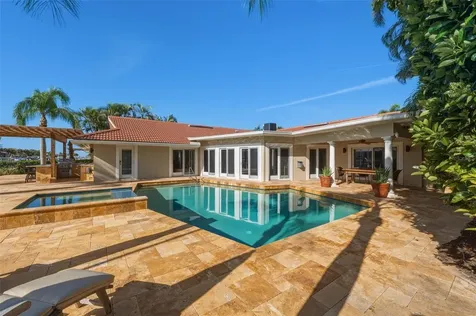 2080 Hawaii Avenue NE St Petersburg FL 33703