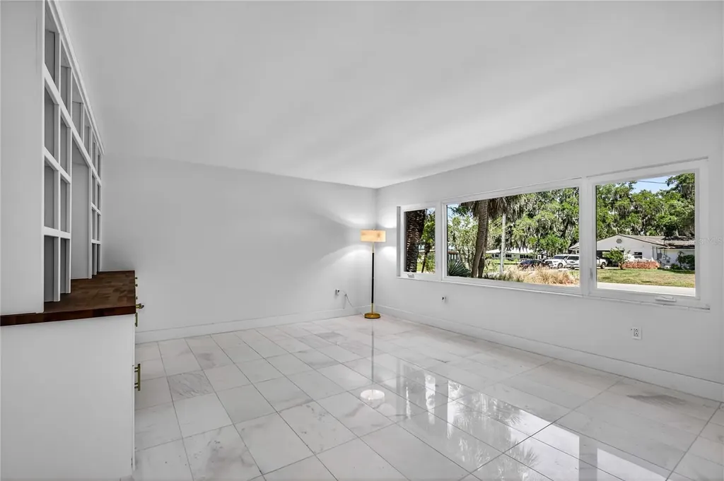 719 W Nelson Street Tavares FL 32778