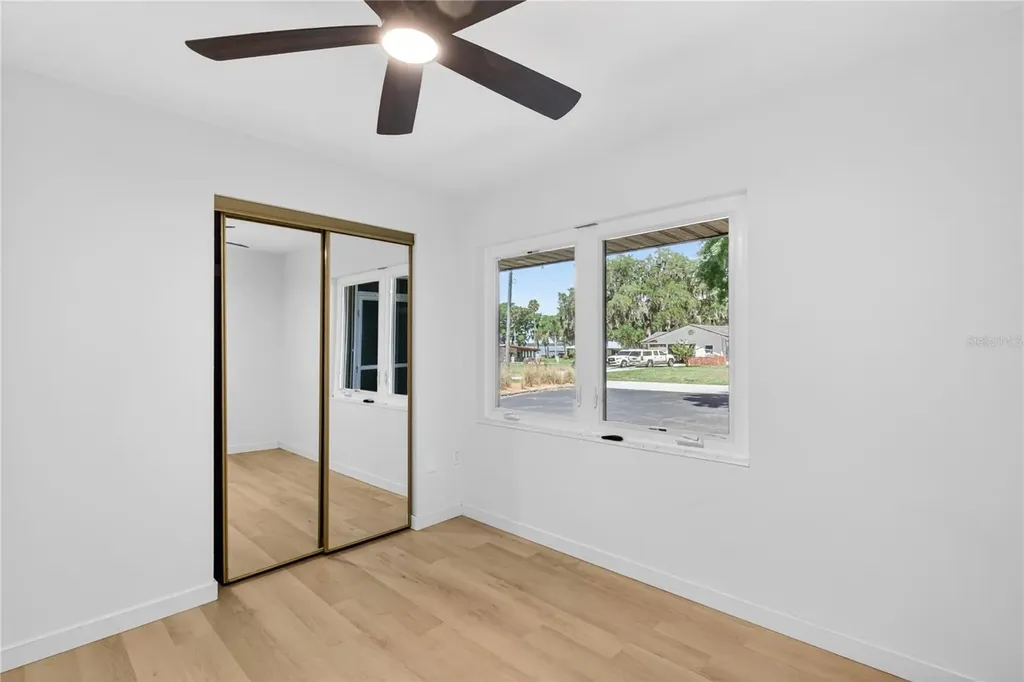 719 W Nelson Street Tavares FL 32778
