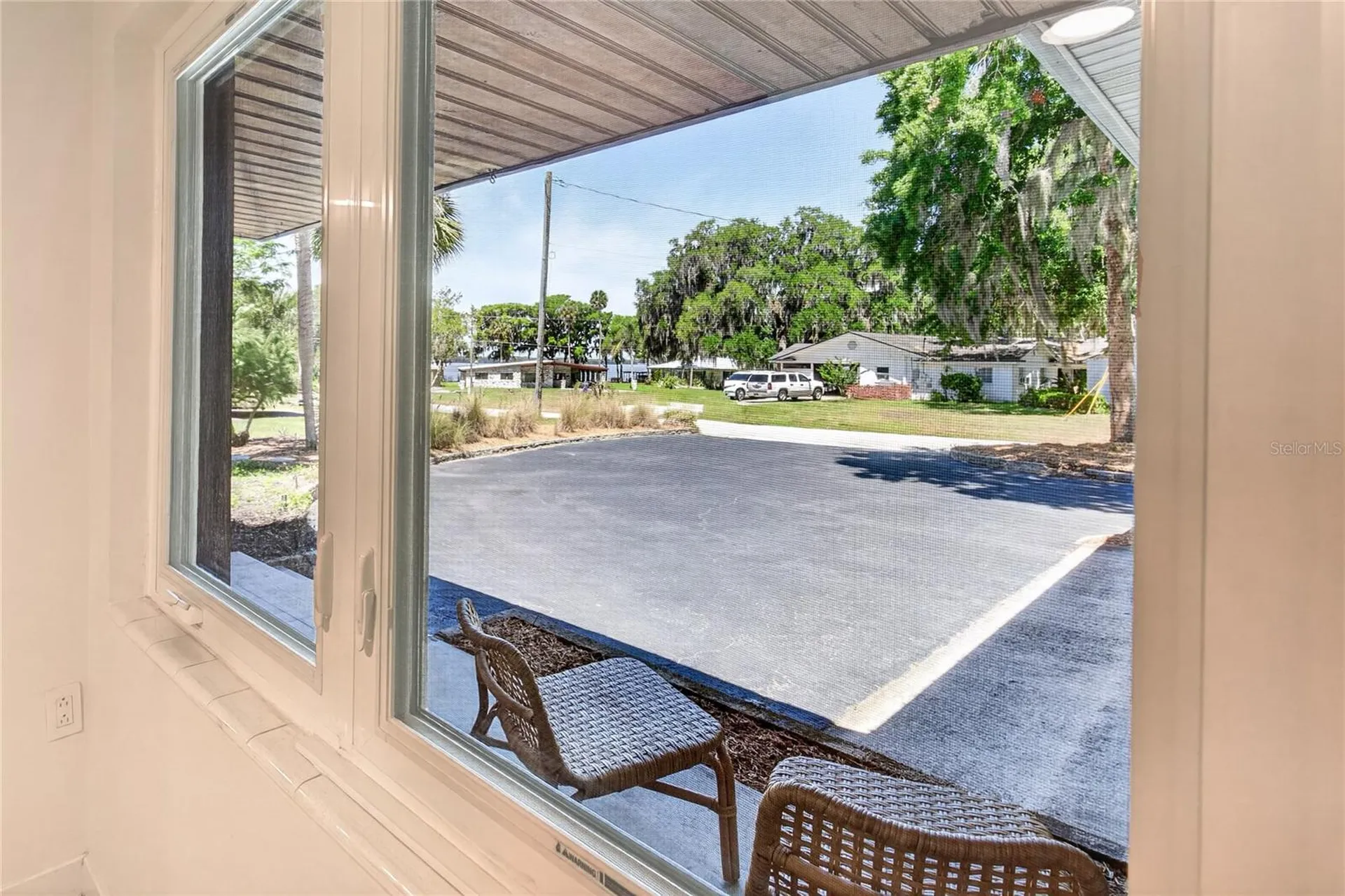 719 W Nelson Street Tavares FL 32778