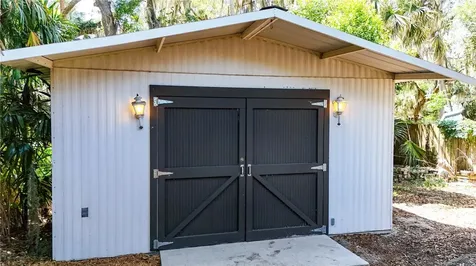 719 W Nelson Street Tavares FL 32778
