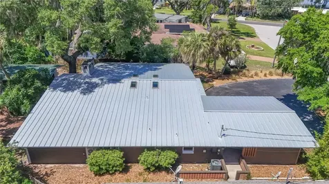 719 W Nelson Street Tavares FL 32778
