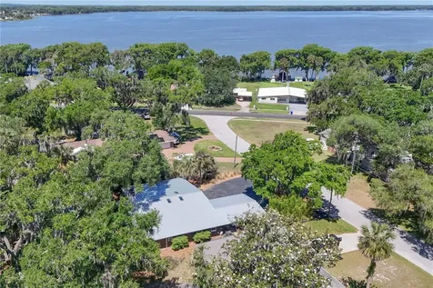 719 W Nelson Street Tavares FL 32778