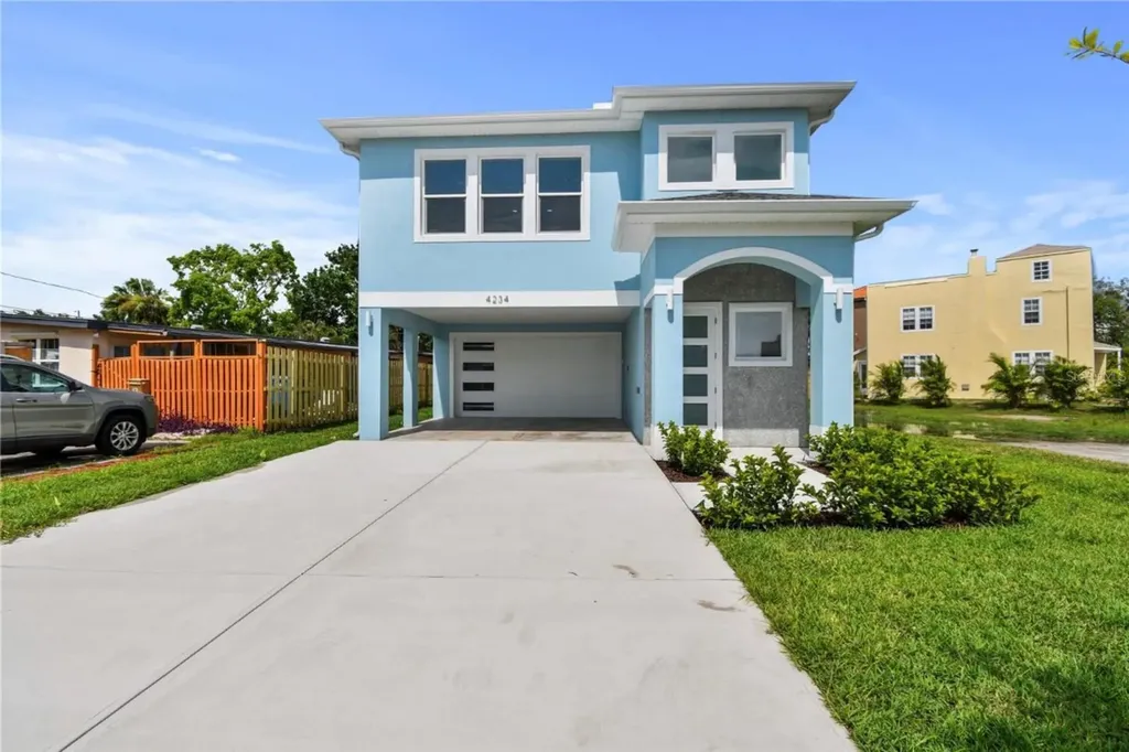 4234 4th Street S St Petersburg FL 33705