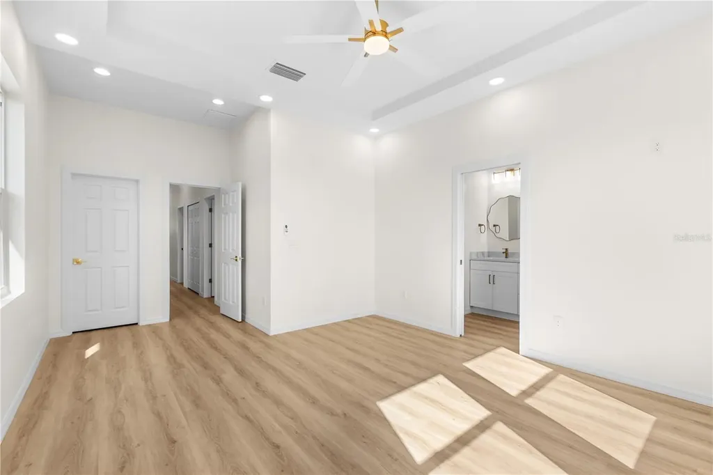 4234 4th Street S St Petersburg FL 33705