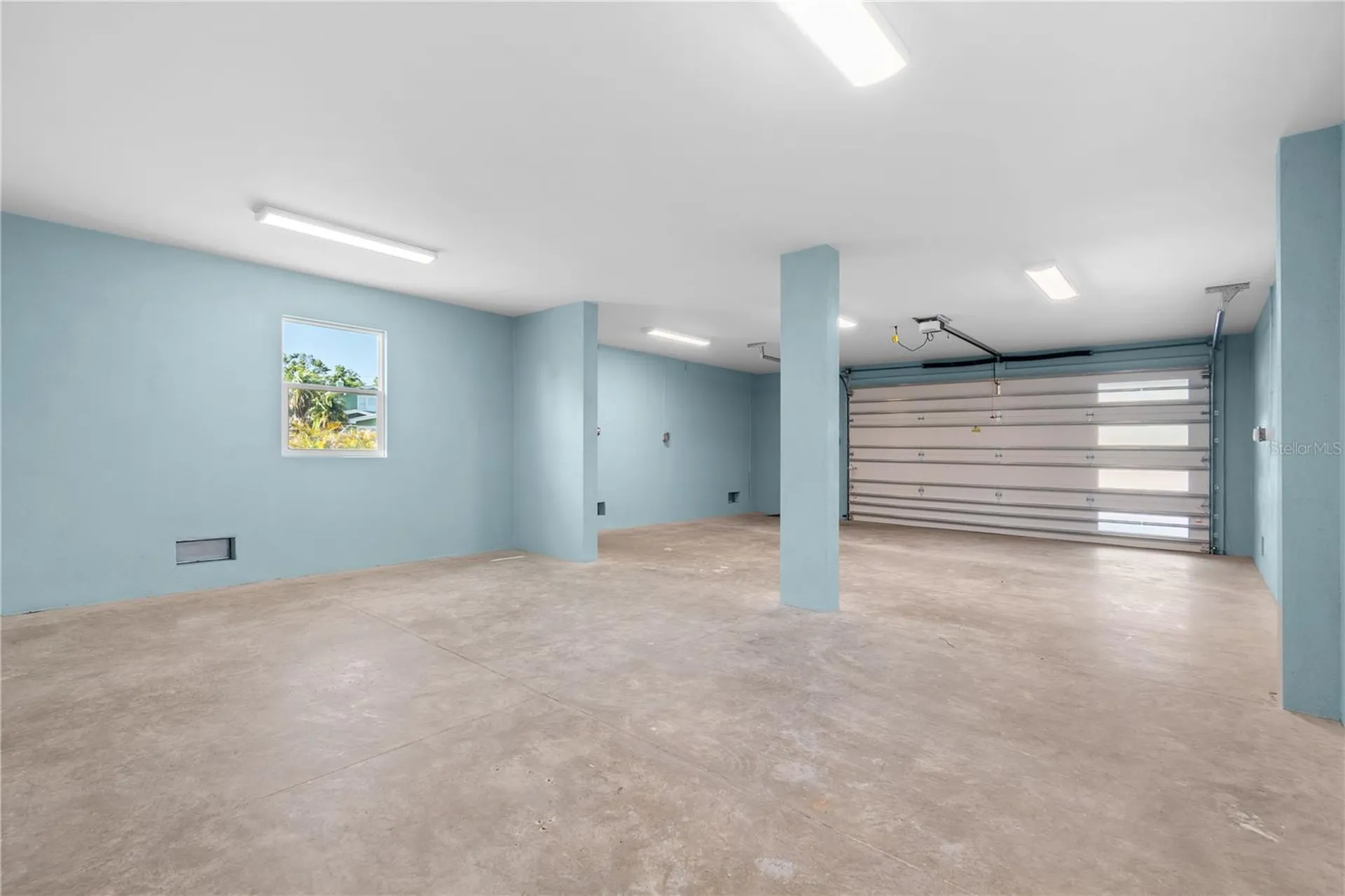 4234 4th Street S St Petersburg FL 33705