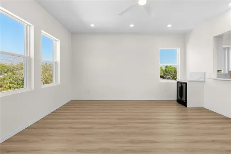 4234 4th Street S St Petersburg FL 33705