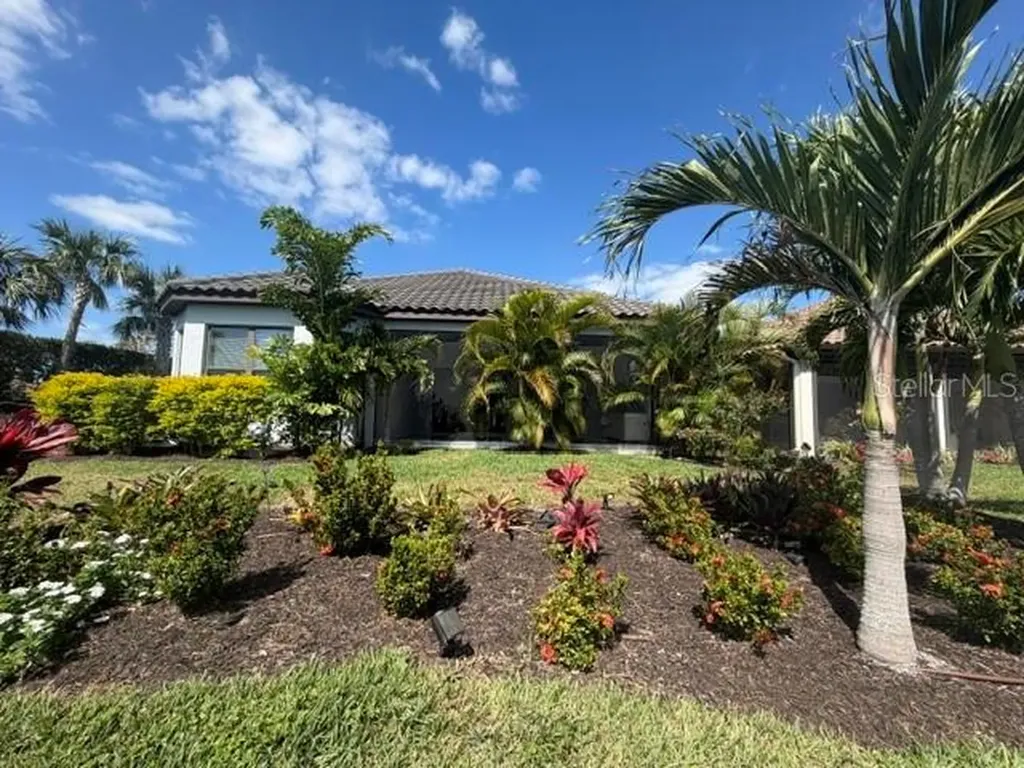 6289 Mesa Glen Bradenton FL 34203