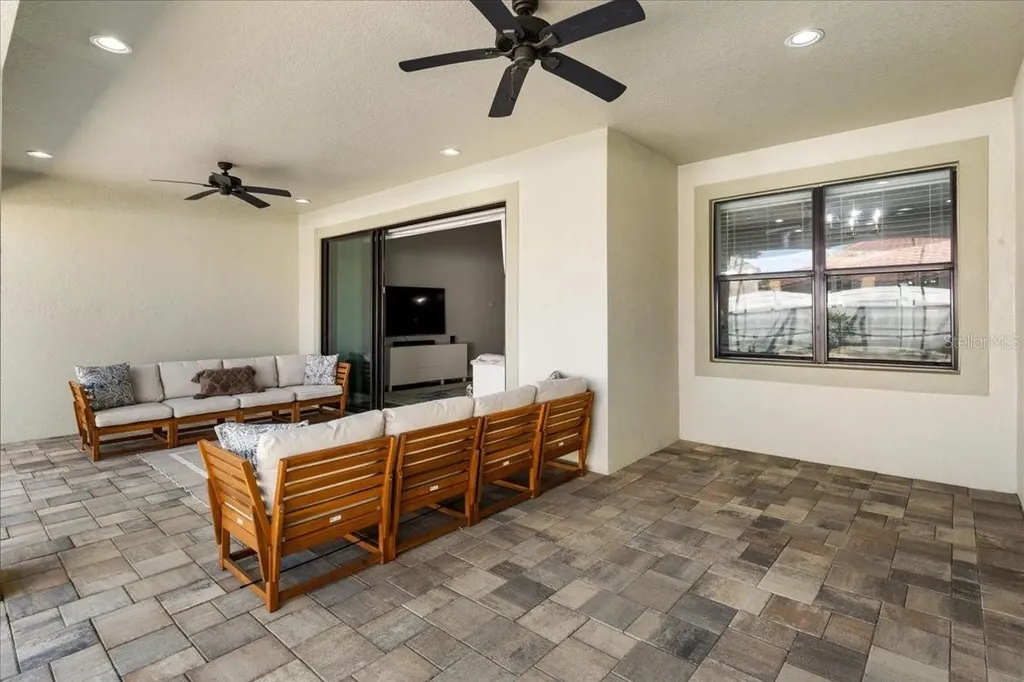 3814 Shoreside Drive Kissimmee FL 34746