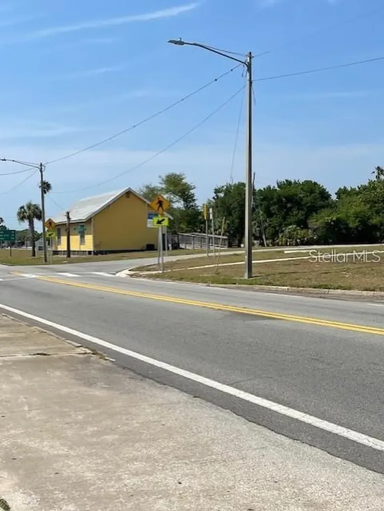 200 S Scenic Highway Lake Wales FL 33853