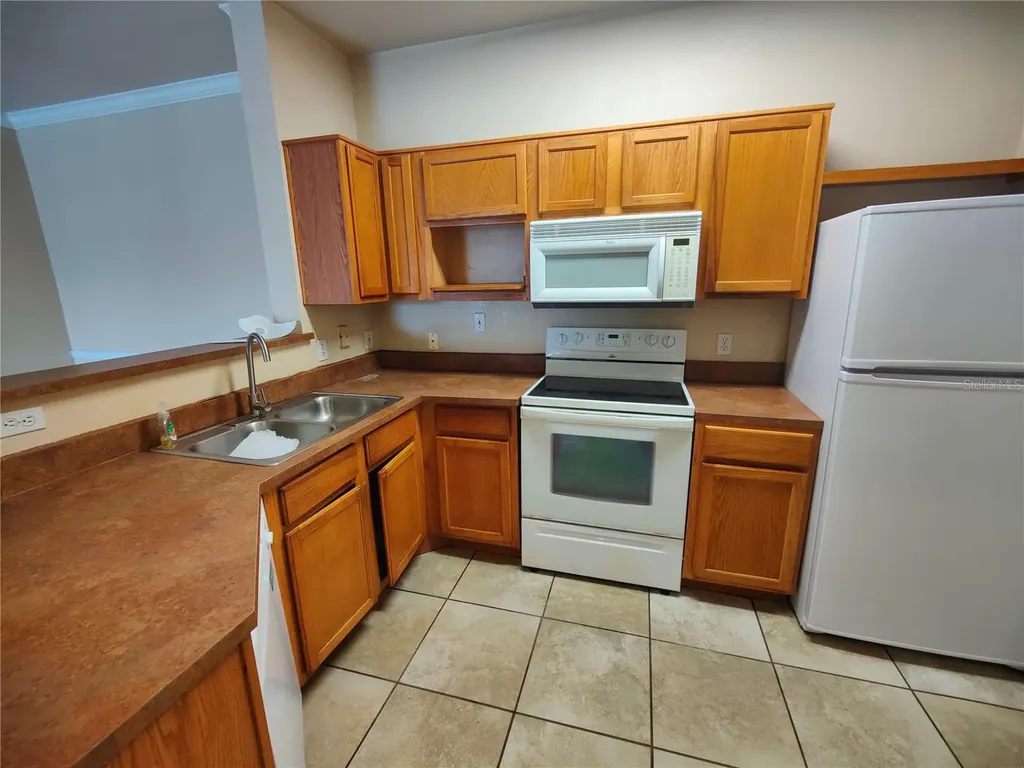 3737 Castle Pines Lane Orlando FL 32839