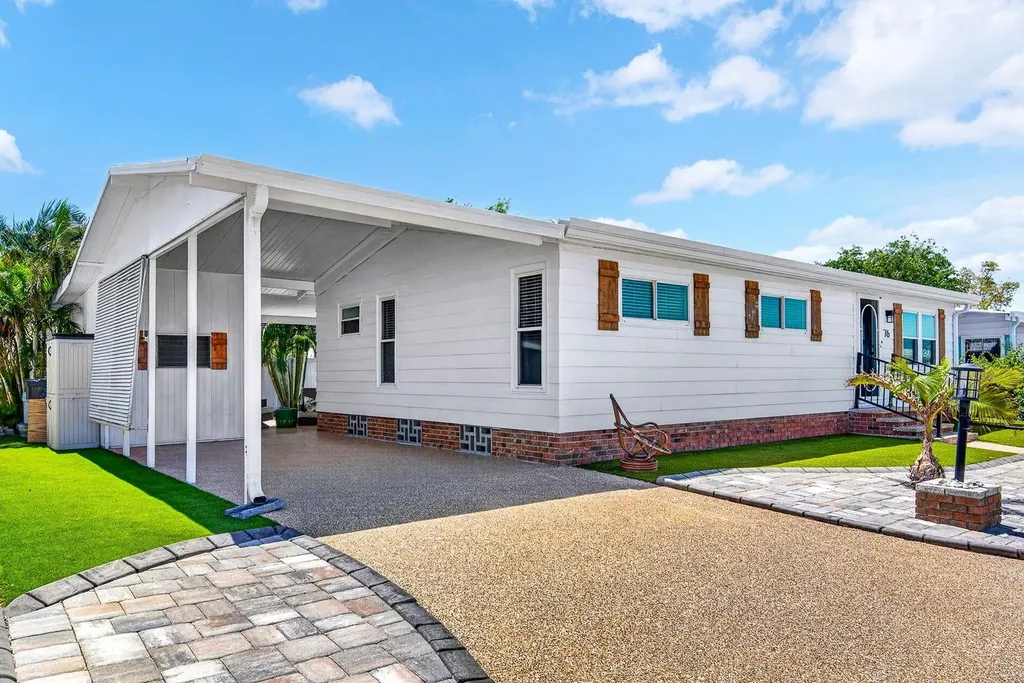 76 Caballo Way Bradenton FL 34209