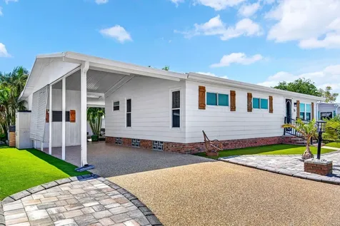 76 Caballo Way Bradenton FL 34209