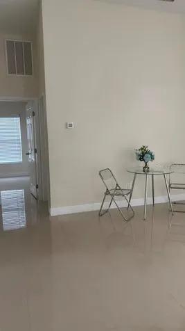 6810 N Willow Avenue Tampa FL 33604
