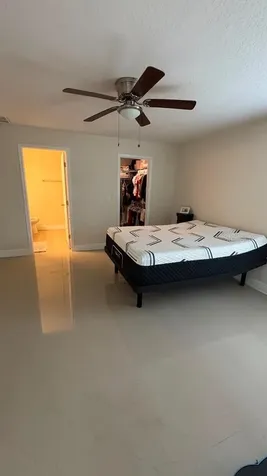 6810 N Willow Avenue Tampa FL 33604